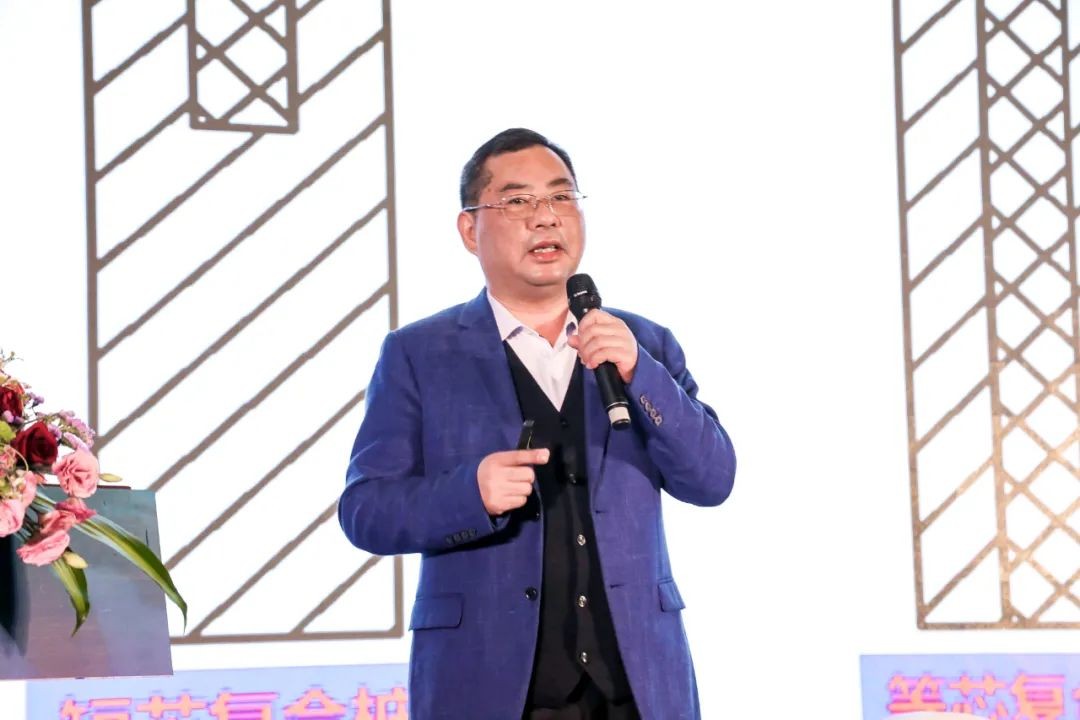 饕餮盛宴！米兰在线登录-米兰(中国)
智能•建华建材预制桩施工装备与技术交流会隆重召开