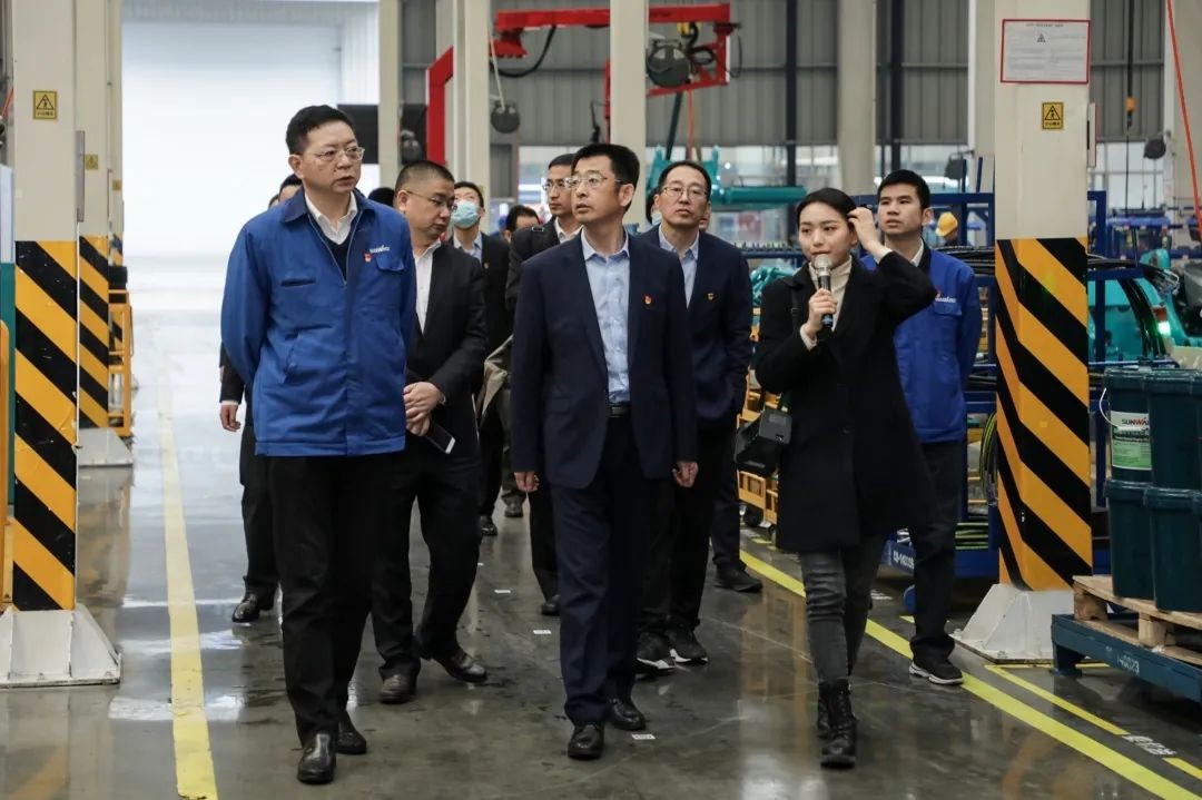 以党建促业务，以业务强党建——青岛西海岸公用事业集团考察米兰在线登录-米兰(中国)
智能