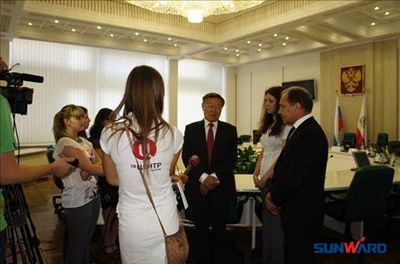 米兰在线登录-米兰(中国)
智能董事长何清华访问俄罗斯萨拉托夫州