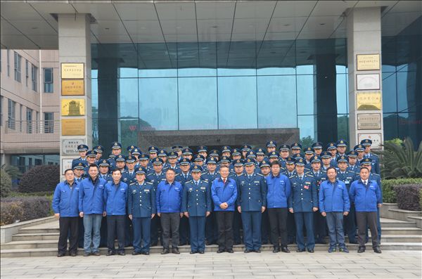 中国空军驻湘某师副师长一行考察米兰在线登录-米兰(中国)
智能
