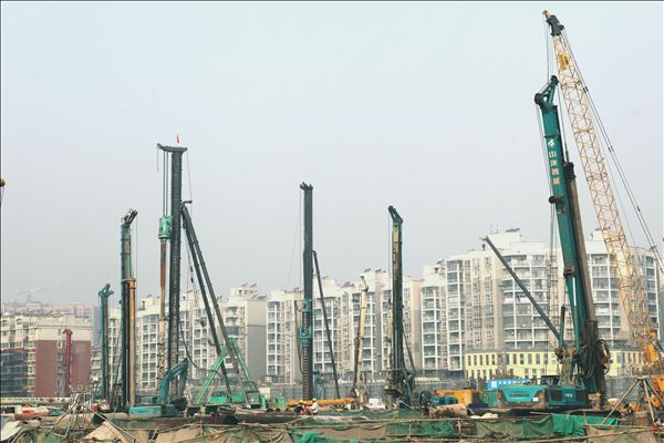 近亿元米兰在线登录-米兰(中国)
智能设备助力湖北万达广场建设