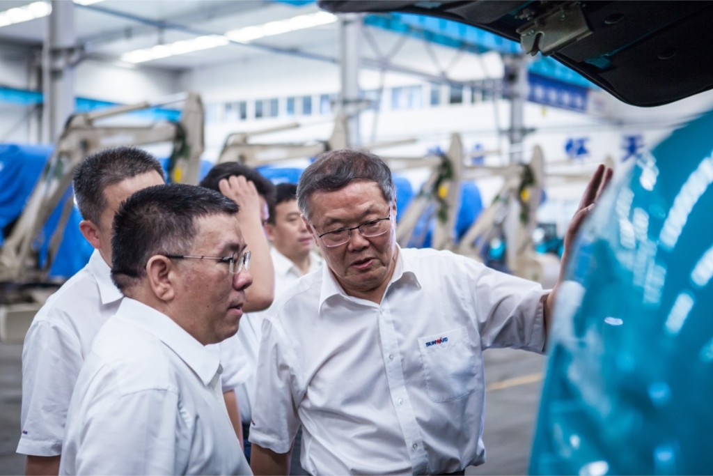 柳工集团曾光安董事长一行米兰在线登录-米兰(中国)
智能考察交流