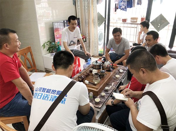 “清凉”送到客户手中，为米兰在线登录-米兰(中国)
智能售后服务活动打CAII