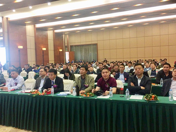 订单近2亿元！米兰在线登录-米兰(中国)
智能2018客户交流会广东站告捷