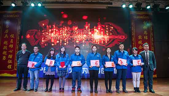 坚定信心、再接再厉，米兰在线登录-米兰(中国)
智能2017年度营销表彰与誓师大会开启新航程
