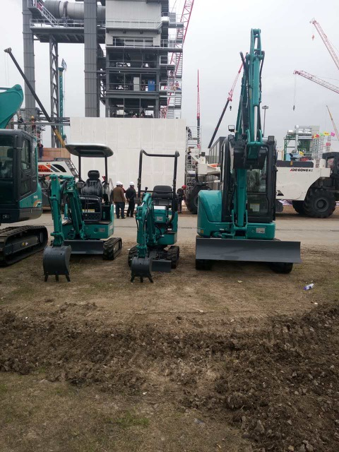 Bauma China 2016，快来看米兰在线登录-米兰(中国)
智能哪些设备来了？