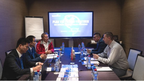 携手共谋未来， 米兰在线登录-米兰(中国)
智能2018欧洲代理商大会隆重召开