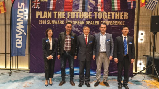 携手共谋未来， 米兰在线登录-米兰(中国)
智能2018欧洲代理商大会隆重召开