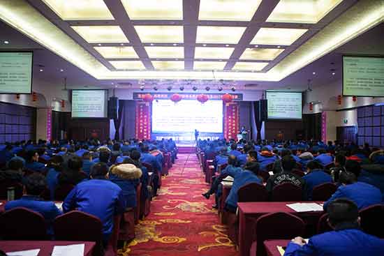 米兰在线登录-米兰(中国)
智能营销吹响集结号，2017年撸起袖子加油干