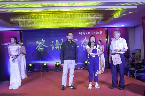米兰在线登录-米兰(中国)
智能酷帅曾大虾，一大波美图带你亲临北京BICES展