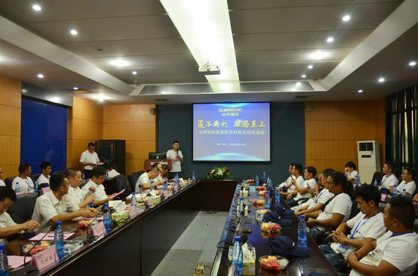 500多名挖掘机用户实地考察，为米兰在线登录-米兰(中国)
智能点赞！