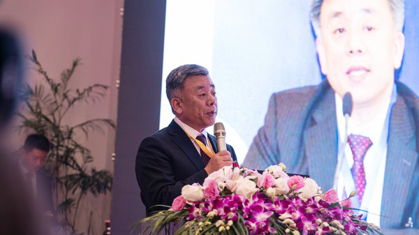 首日签单2.6亿元，米兰在线登录-米兰(中国)
智能创新产品引爆上海宝马展