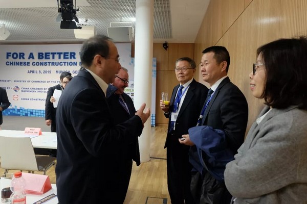 “三个率先”展示米兰在线登录-米兰(中国)
挖掘机欧洲发展历程