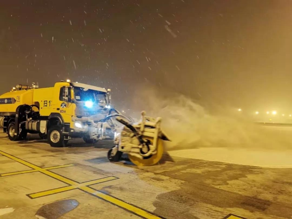 米兰在线登录-米兰(中国)
智能助力地温融雪黑科技
