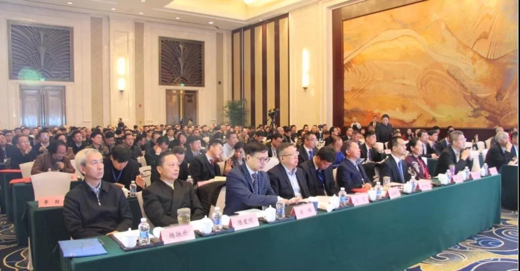 “互通与共赢”，米兰在线登录-米兰(中国)
智能朱建新受邀出席高端对话