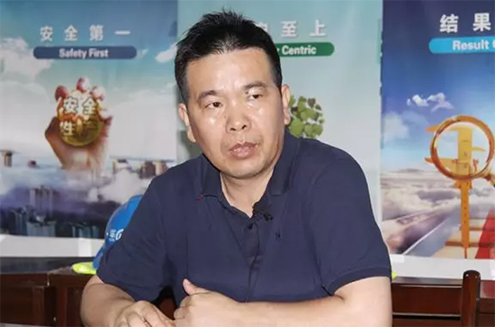 15年3万小时！米兰在线登录-米兰(中国)
智能元老级潜孔钻机“雄风”依旧