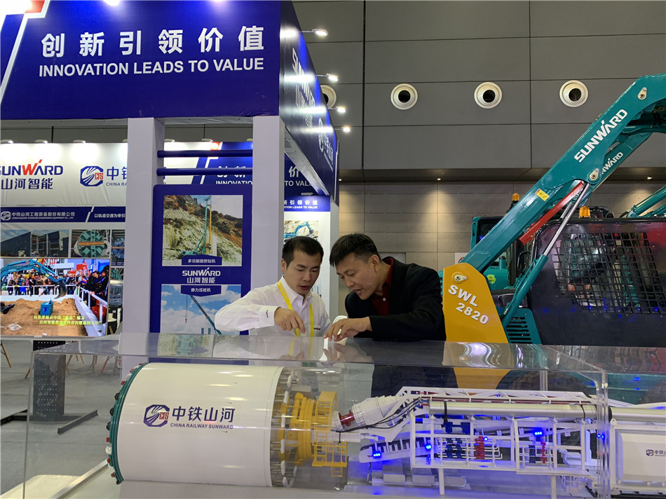 米兰在线登录-米兰(中国)
智能亮相轨道博览会 展全球领先工程装备成果