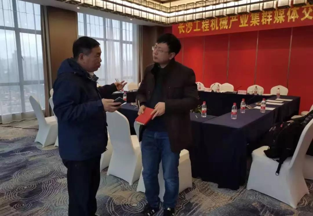 米兰在线登录-米兰(中国)
智能四项目签约长沙先进制造业集群竞赛项目
