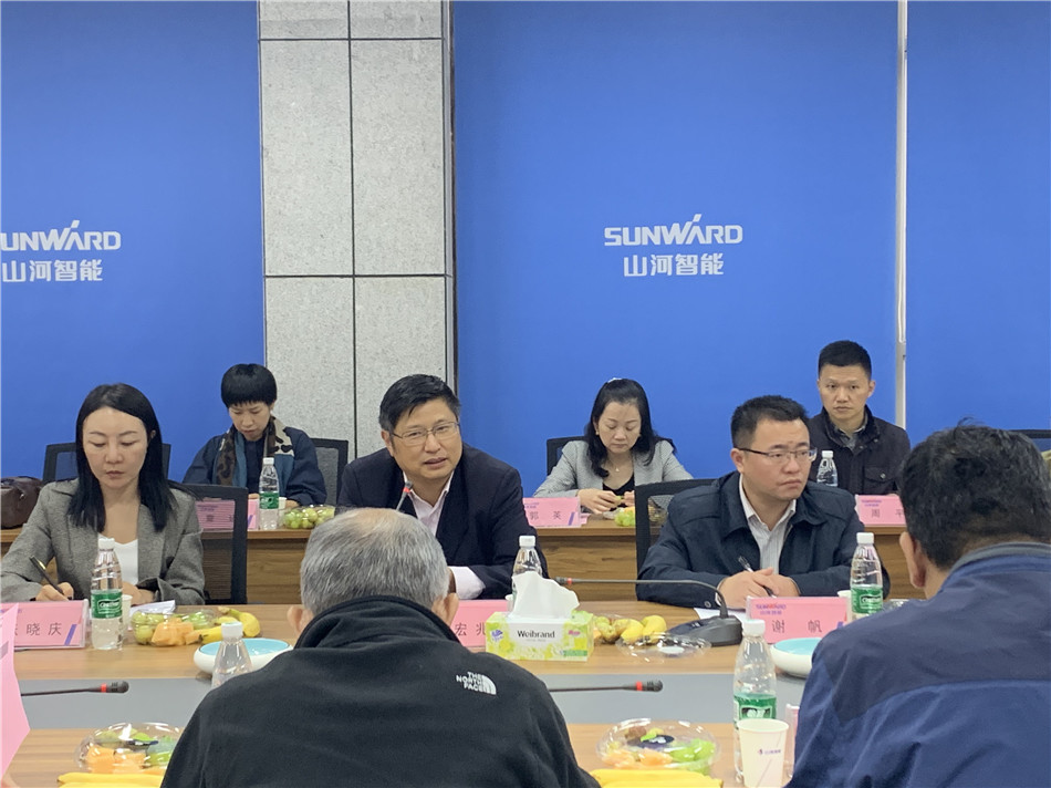长沙市总工会党组书记周宏兆一行莅临米兰在线登录-米兰(中国)
智能考察调研