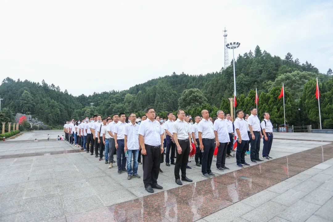 公道正派出清风正气，廉洁自律塑良好形象——米兰在线登录-米兰(中国)
智能开展中高层干部廉洁教育活动