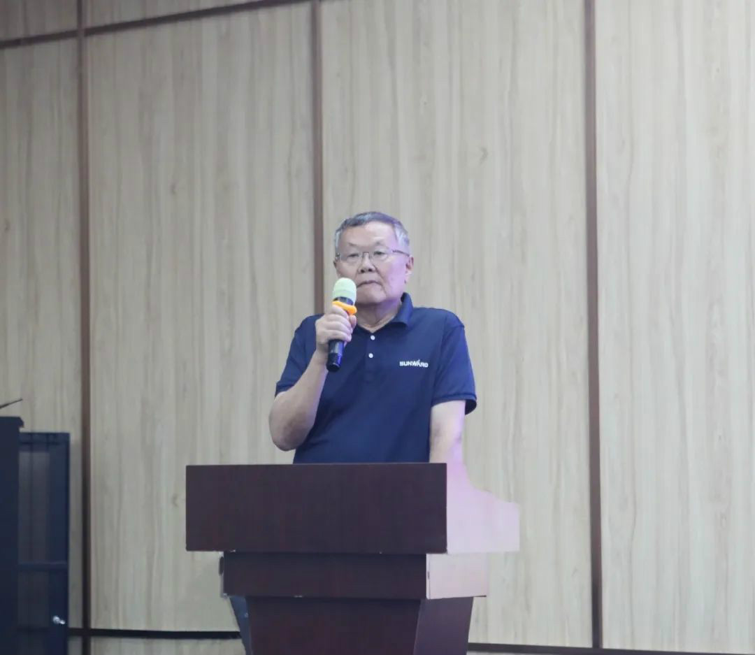 以强执行力聚焦基础能力建设 向挖掘机万台俱乐部迈进——米兰在线登录-米兰(中国)
智能2020年挖掘机经销商半年度会议圆满召