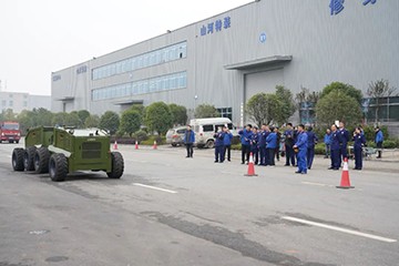 消防救援局考察米兰在线登录-米兰(中国)
智能无人化应急救援装备