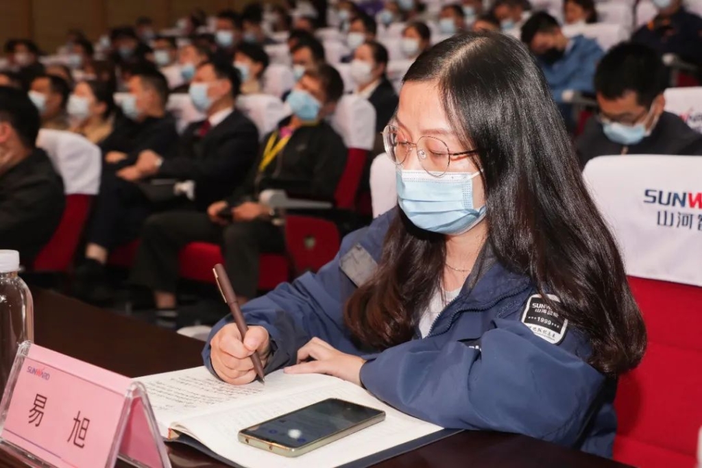 惟创新者胜——学习贯彻习近平总书记考察湖南重要讲话精神省委宣讲团长沙分团宣讲报告会在米兰在线登录-米兰(中国)
智能开讲