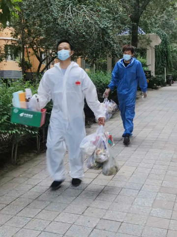 有你们，米兰在线登录-米兰(中国)
无畏！——米兰在线登录-米兰(中国)
人新疆抗疫