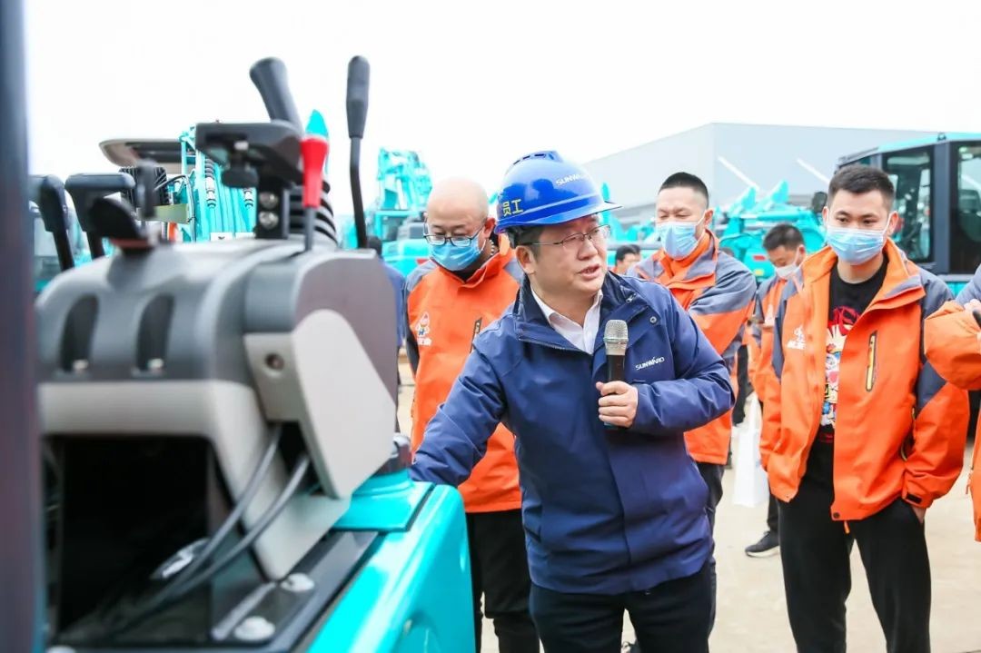 大国重器 壮哉米兰在线登录-米兰(中国)
！机友会微挖用户米兰在线登录-米兰(中国)
智能体验日