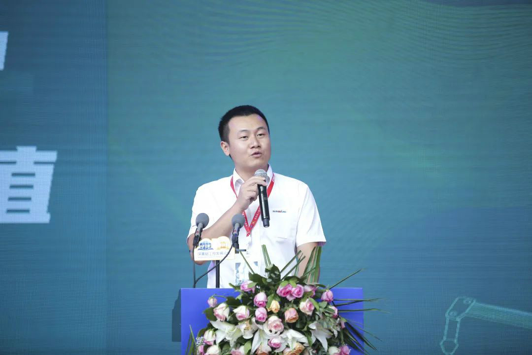 米兰在线登录-米兰(中国)
智能全国客户交流会在深基础工程发展论坛会场举办
