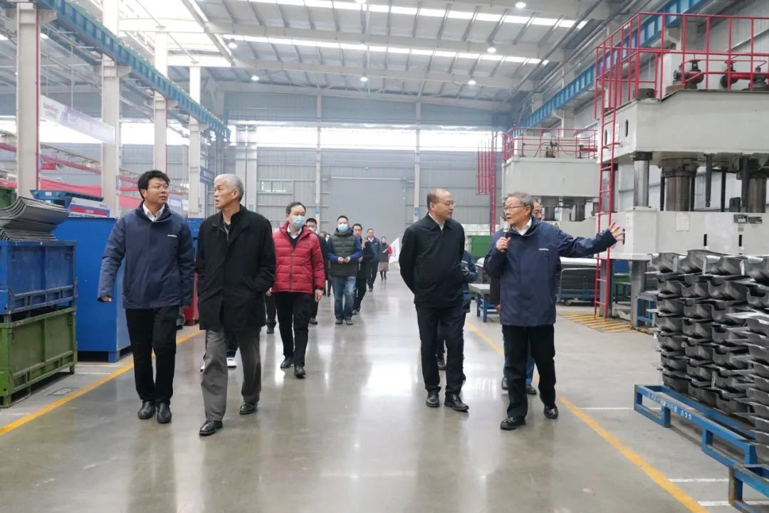 米兰在线登录-米兰(中国)
工业城来了500人的参观团