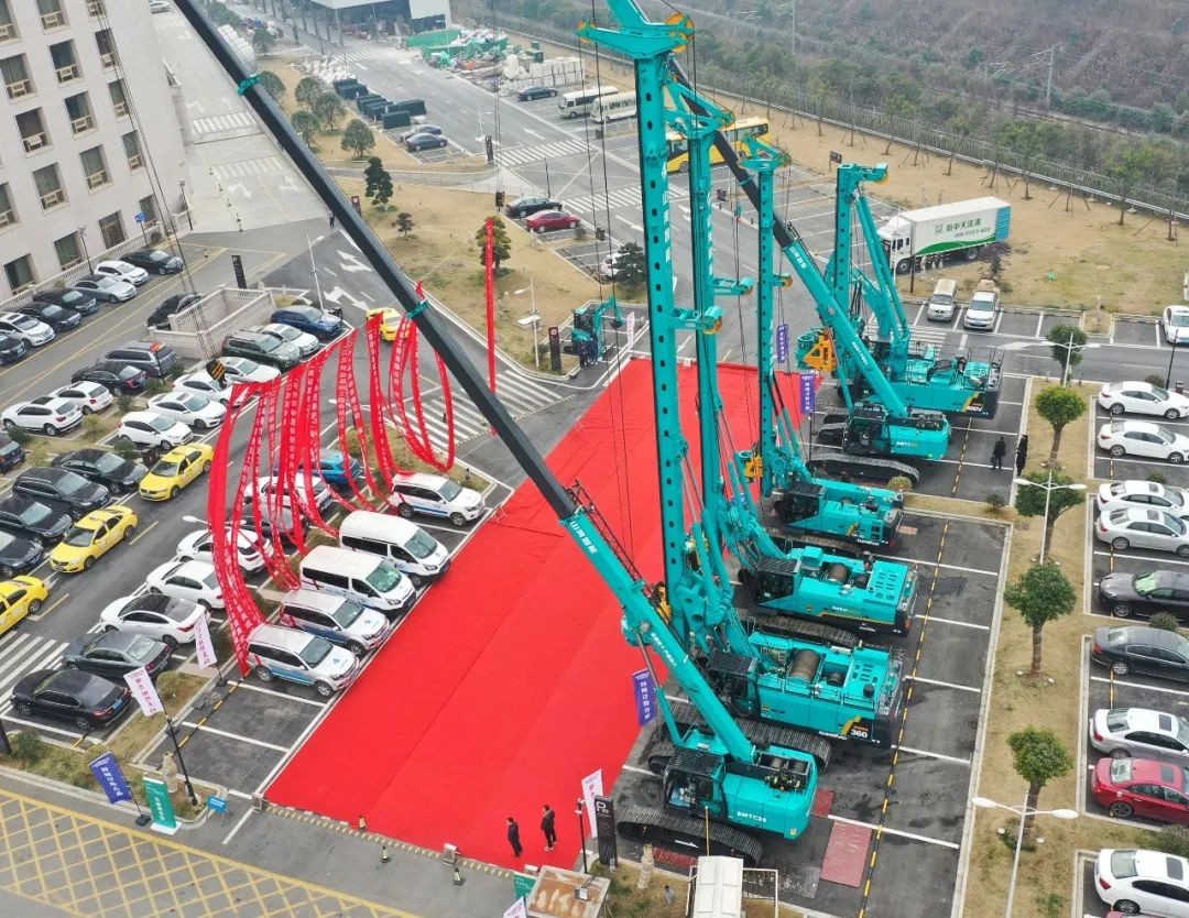 百台设备，成交额3.6亿！米兰在线登录-米兰(中国)
智能“圈粉”六朝古都