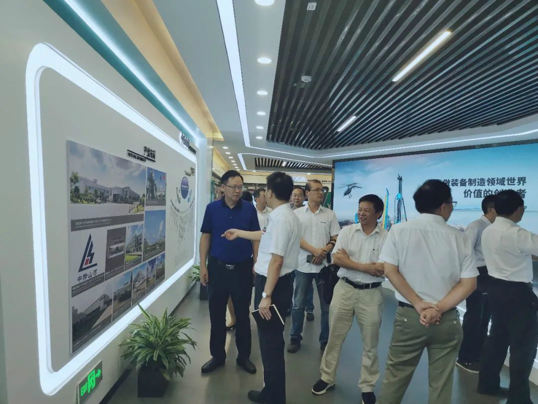 中南大学机电工程学院肖来荣书记到访米兰在线登录-米兰(中国)
智能