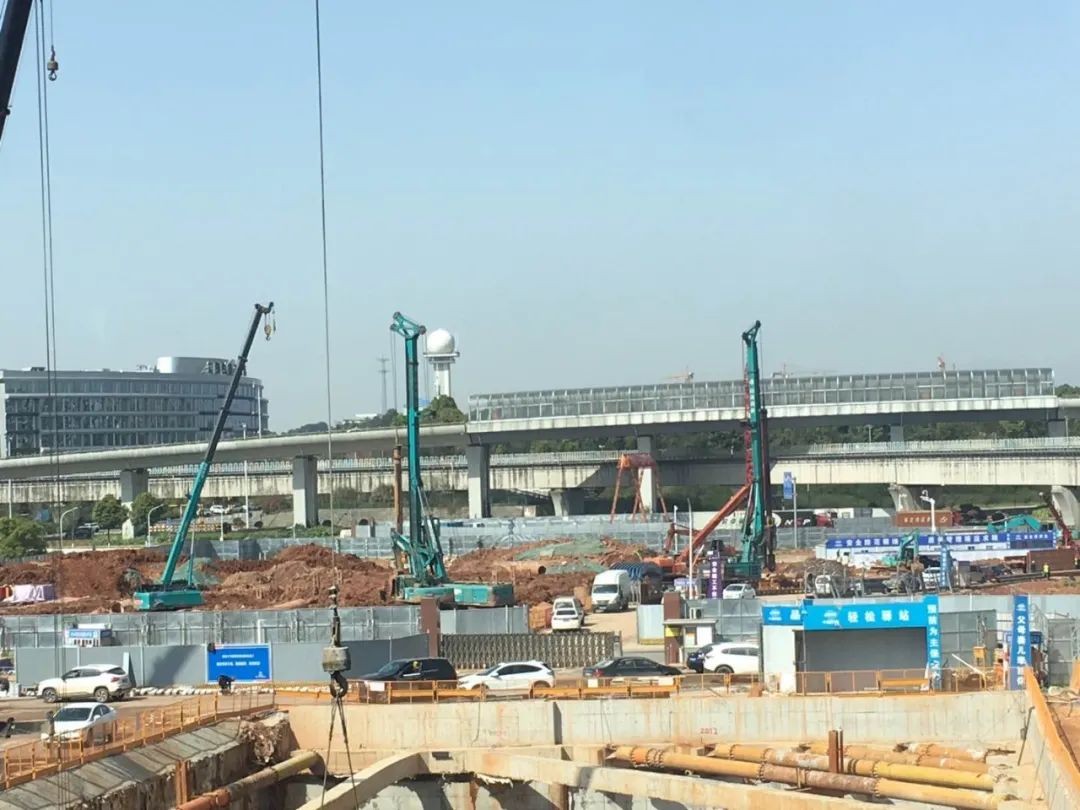超强施工组合！米兰在线登录-米兰(中国)
智能助力长沙地铁6号线建设