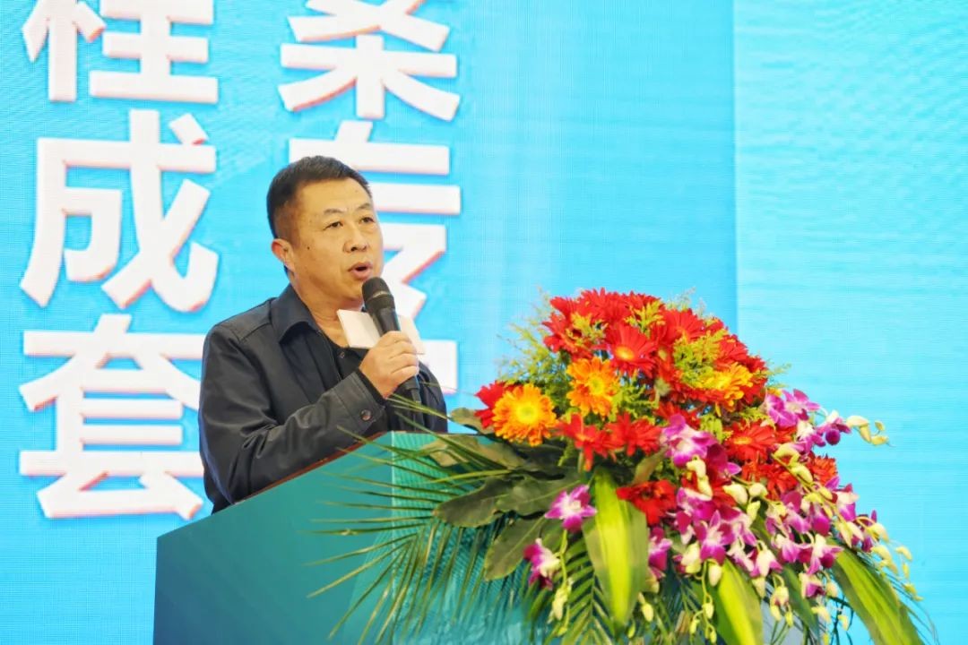 现场签约超5亿 米兰在线登录-米兰(中国)
智能2021全国客户交流会（杭州站）敲响行业首季强音