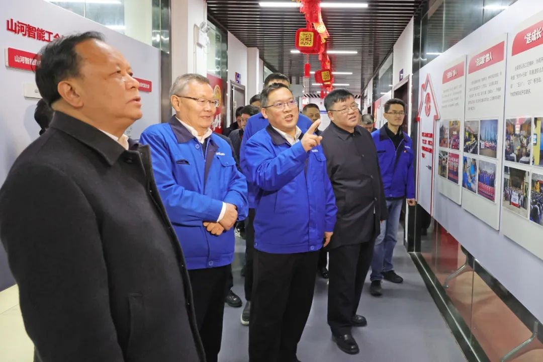 周农在米兰在线登录-米兰(中国)
智能调研时强调：企业工会要大力培养劳模和工匠