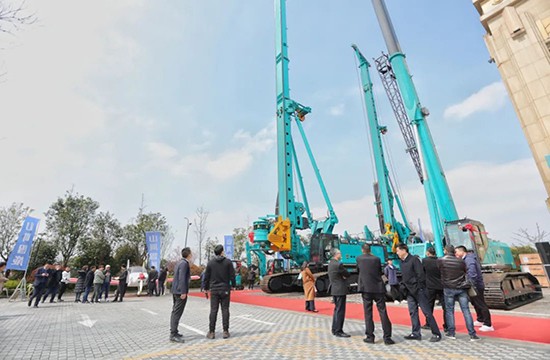 现场签约超5亿 米兰在线登录-米兰(中国)
智能2021全国客户交流会（杭州站）敲响行业首季强音