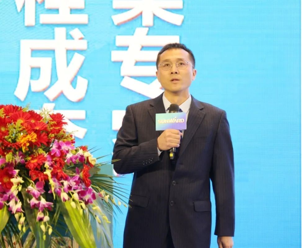 现场签约超5亿 米兰在线登录-米兰(中国)
智能2021全国客户交流会（杭州站）敲响行业首季强音