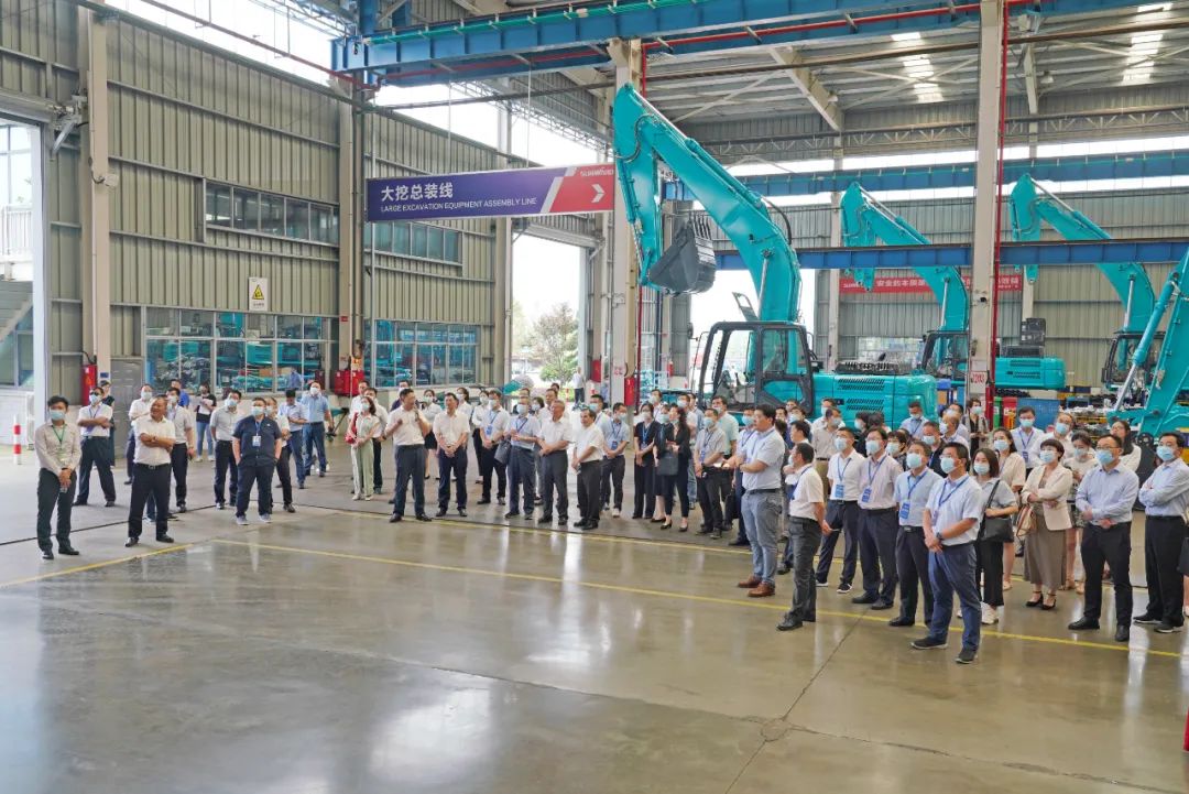 全国战略性新兴产业集群建设考察团调研米兰在线登录-米兰(中国)
智能