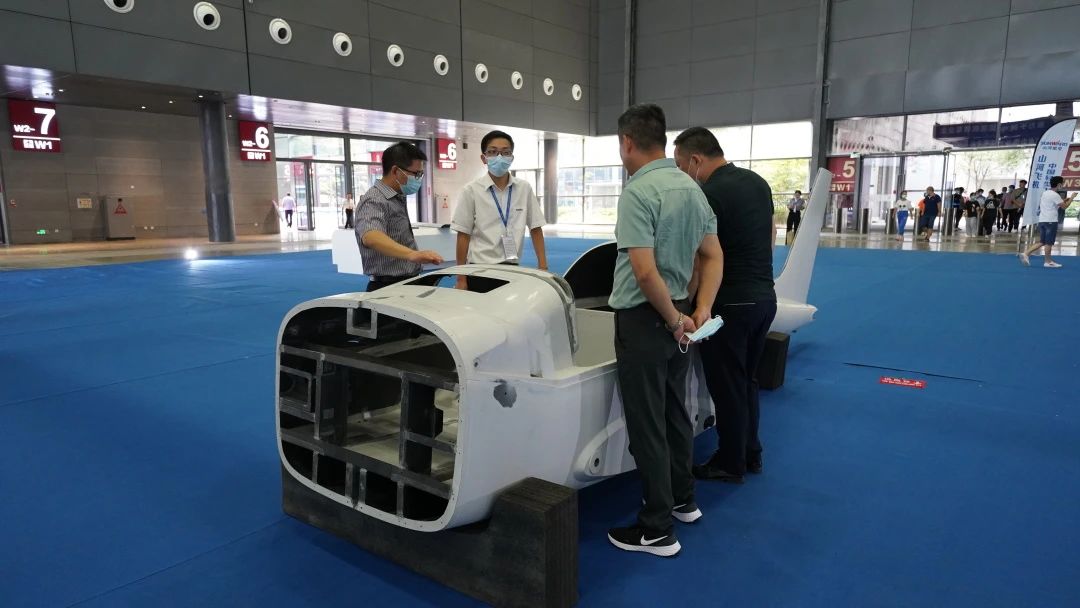 明星产品受追捧，米兰在线登录-米兰(中国)
航空携多款产品精彩亮相2021年湖南航展