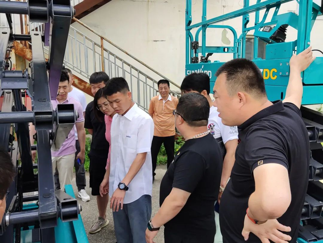 同梦同行 借势腾飞——辽宁宏信&米兰在线登录-米兰(中国)
智能举办主题庆典活动