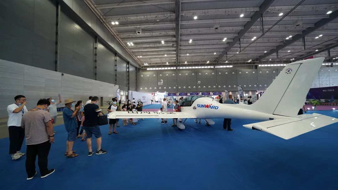 明星产品受追捧，米兰在线登录-米兰(中国)
航空携多款产品精彩亮相2021年湖南航展