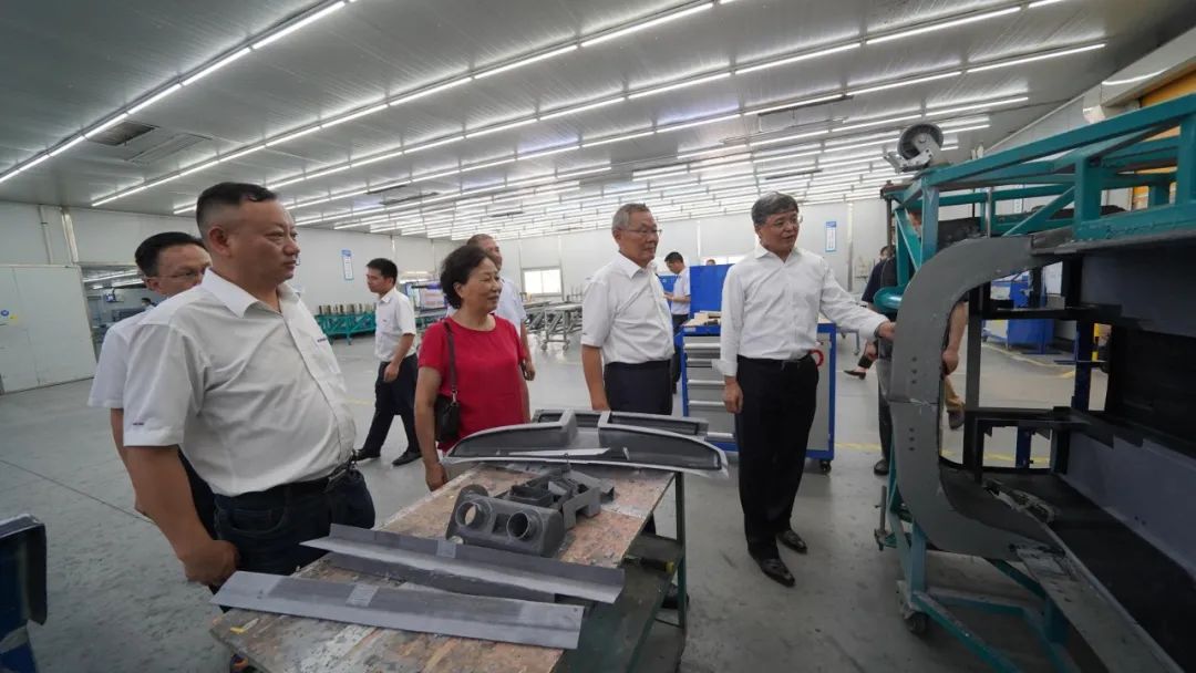 中国民用航空局总工程师殷时军率队考察调研米兰在线登录-米兰(中国)
科技
