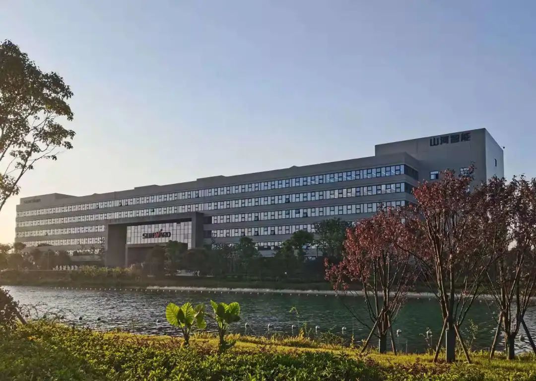 米兰在线登录-米兰(中国)
智能发布2021年半年报——核心业务营收稳健增长，研发创新多点开花