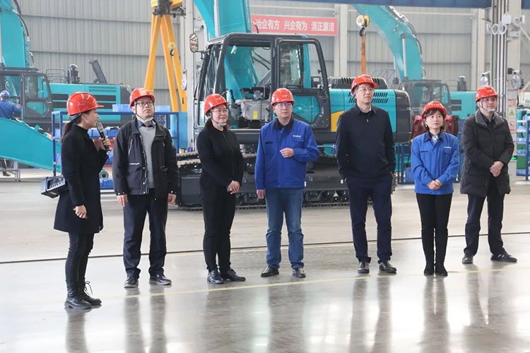 中国上市公司协会党委委员、副秘书长刘翠兰一行调研米兰在线登录-米兰(中国)
智能