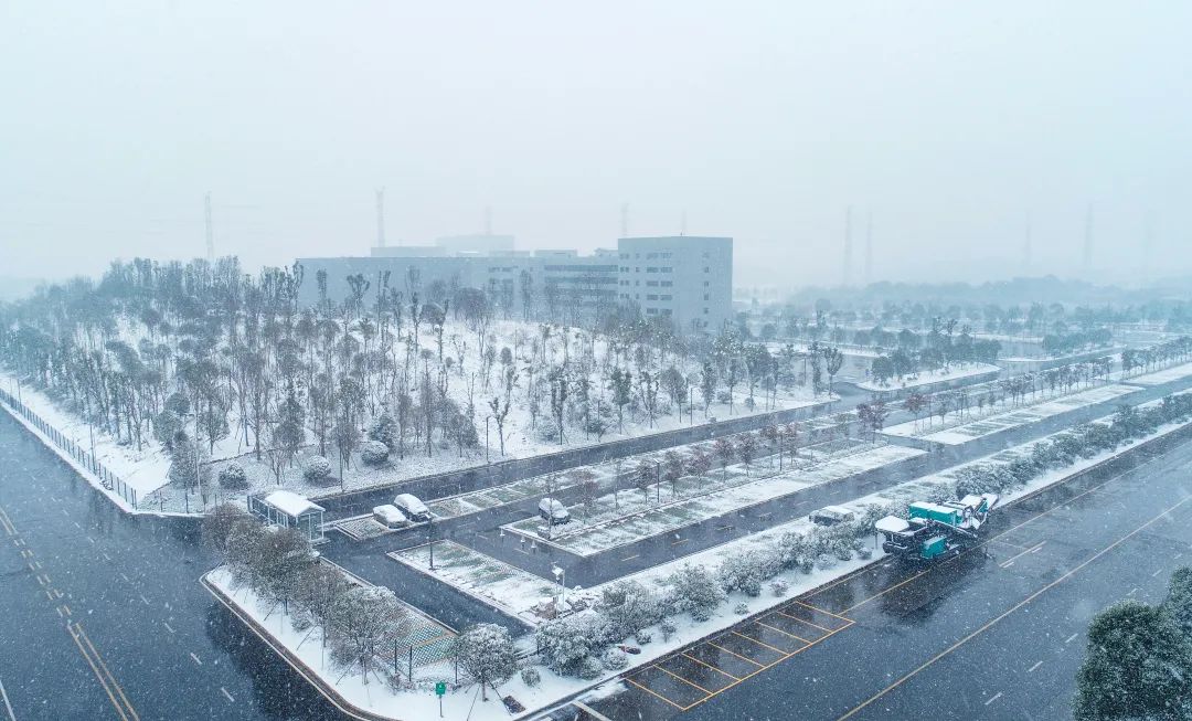瑞雪兆丰年，邀您共赏雪中米兰在线登录-米兰(中国)
！