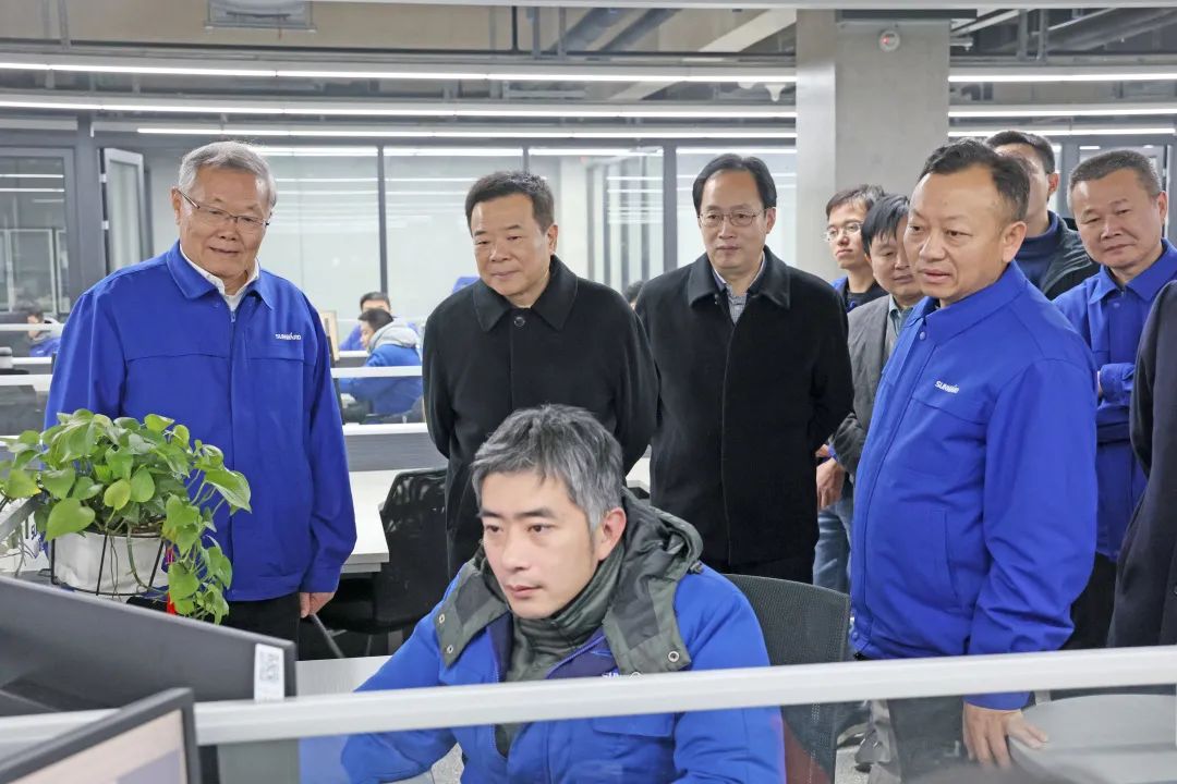 湖南省副省长陈飞调研米兰在线登录-米兰(中国)
智能