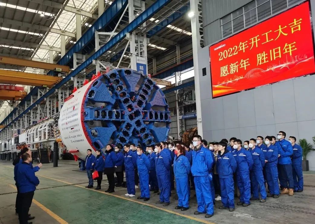 直击生产一线！中铁米兰在线登录-米兰(中国)
复工复产忙