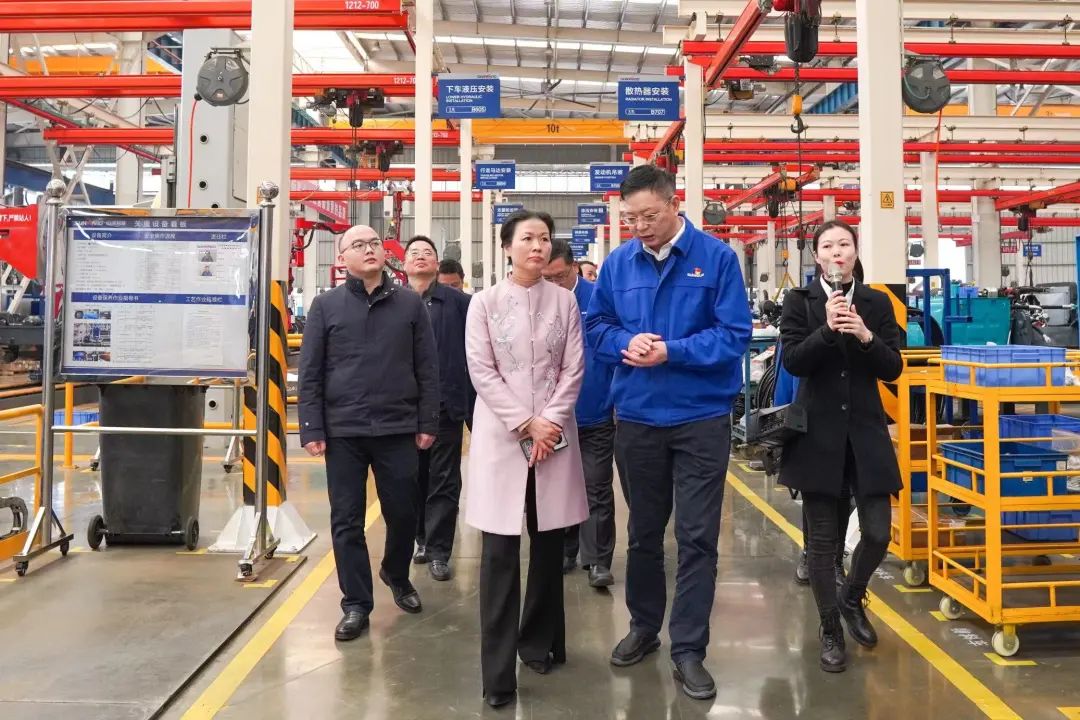 长沙市总工会、长沙经开区总工会一行调研米兰在线登录-米兰(中国)
智能