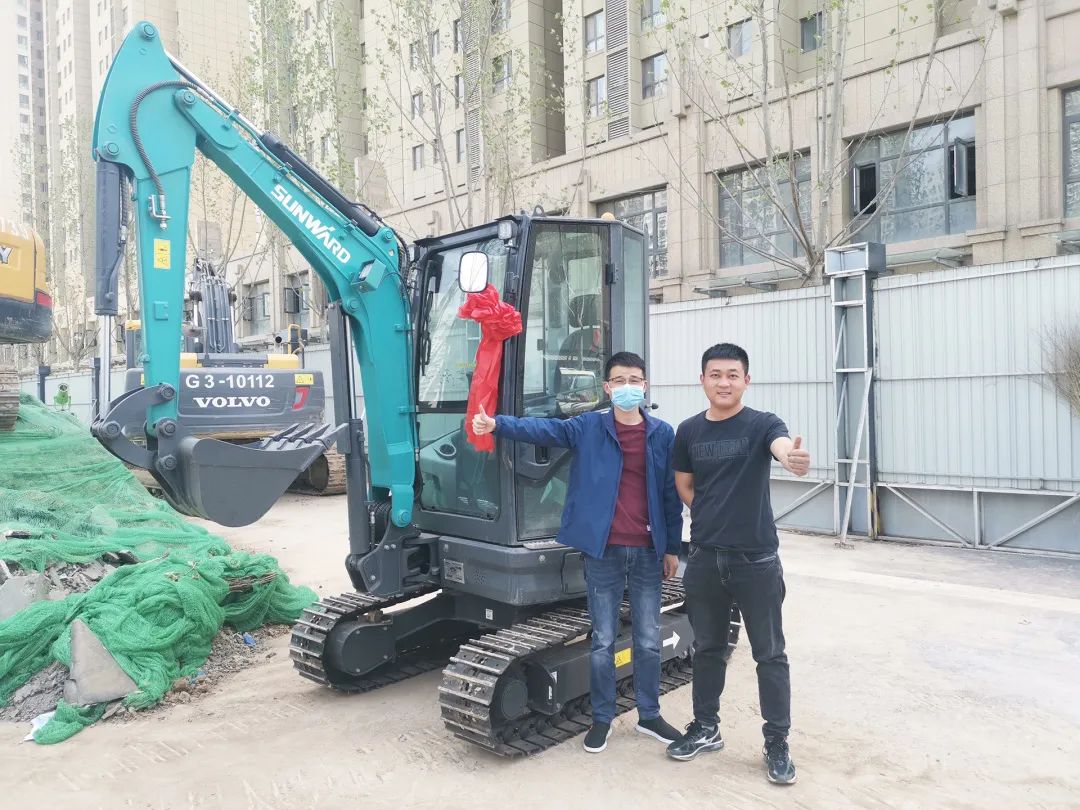 冲、冲、冲！带您感受米兰在线登录-米兰(中国)
智能挖掘机火热交机时刻